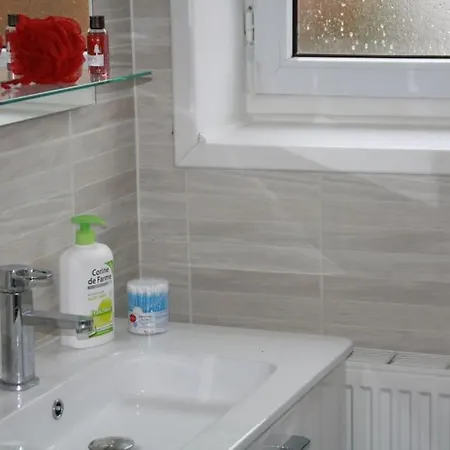 Medina Maison 4 100m2 アパート